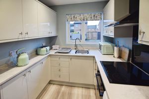 Kitchen- click for photo gallery